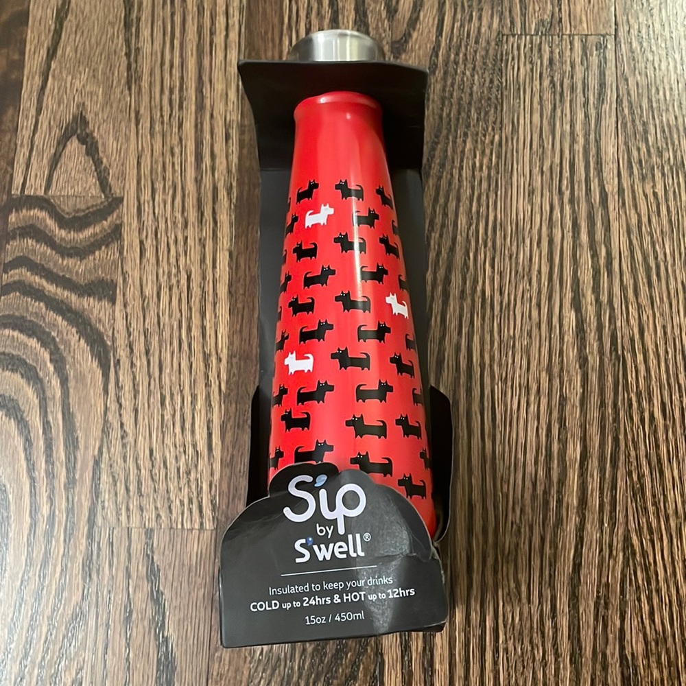 NWT Sip by Swell 15oz Water Bottle Red/Black Dogs
